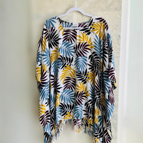 0075/ Leaves Pattern Poncho, Kimono Poncho - Picture 5 of 8